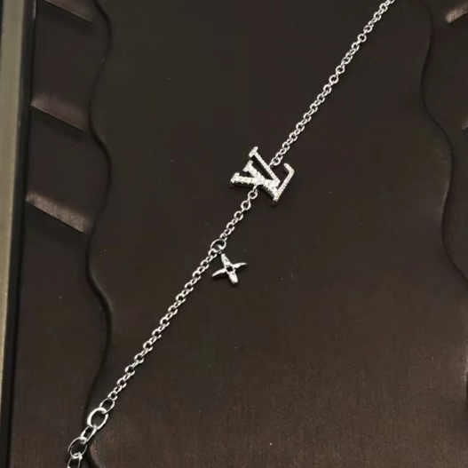 Mesmera Klassisk Armbånd