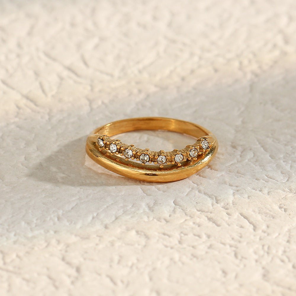 Adeline Smal Ring i Gull
