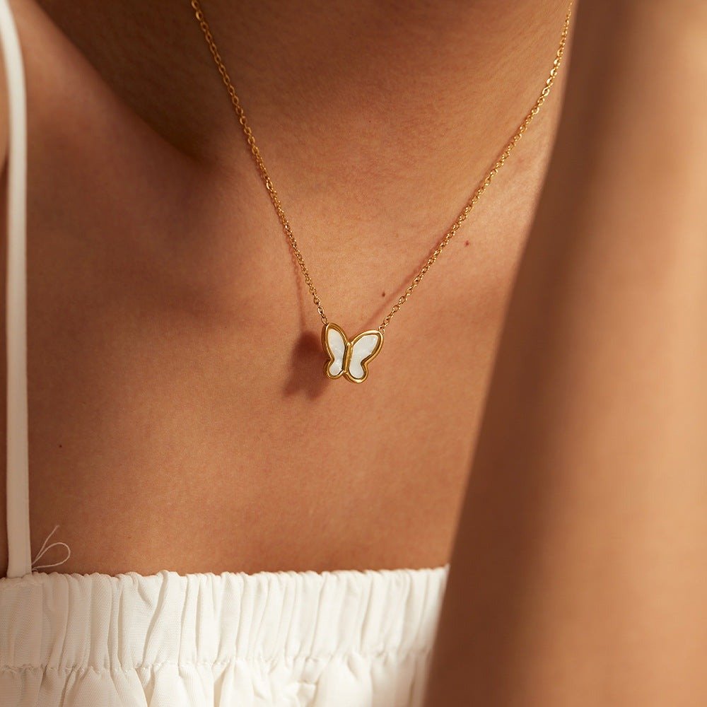 Flutterby Sommerfuglhalskjede i Gull