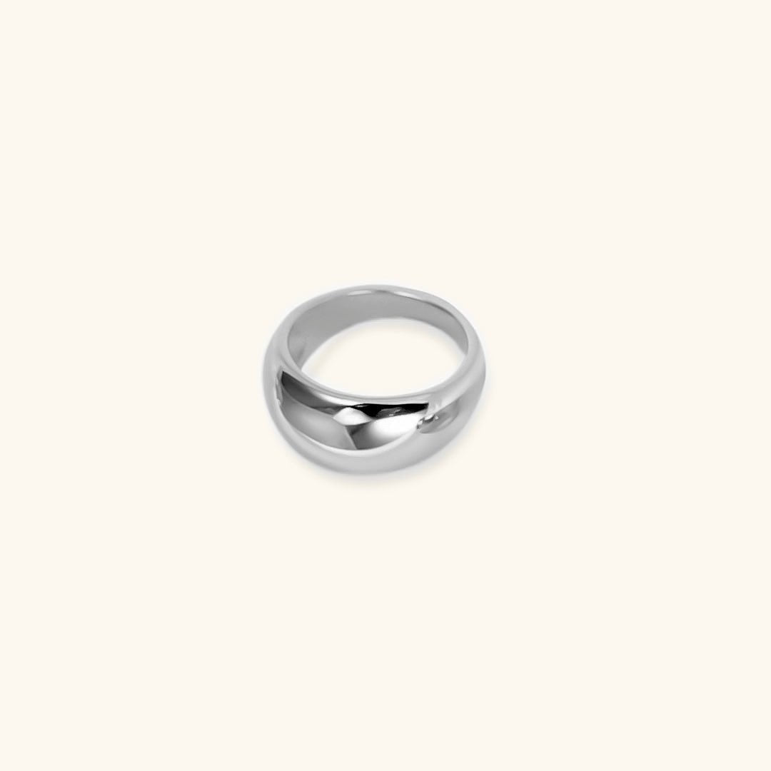 Lyra Glatt Ring