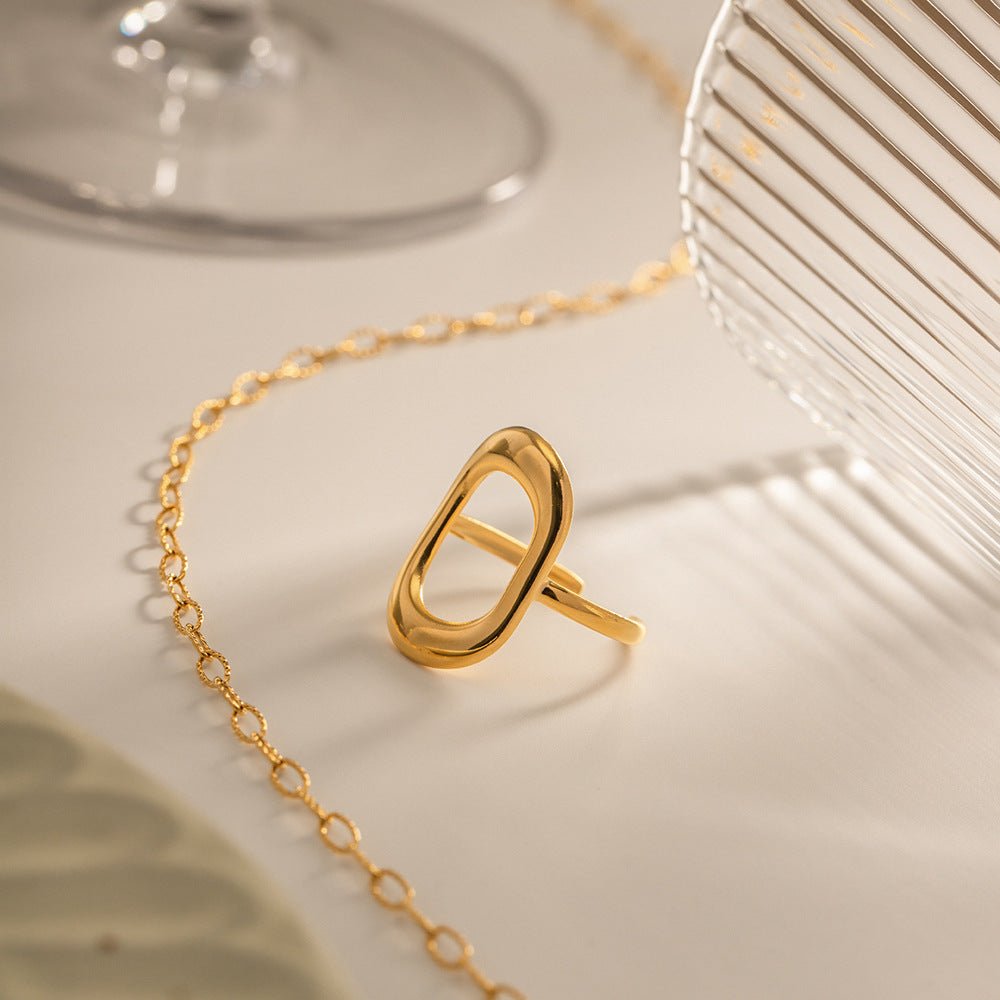 Noelle Uregelmessig Ring i Gull