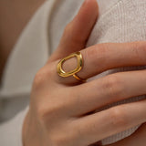 Noelle Uregelmessig Ring i Gull