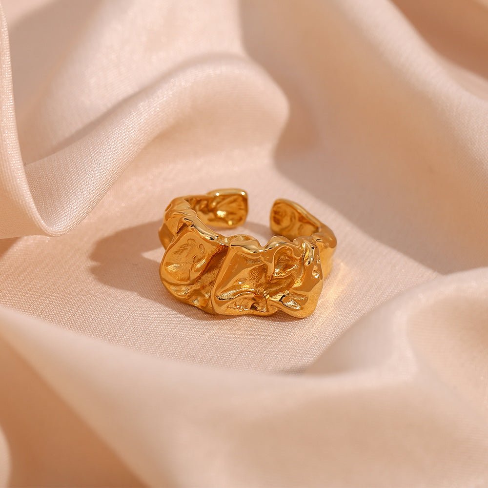 Paloma Skulpturert Ring i Gull