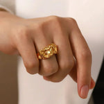 Paloma Skulpturert Ring i Gull