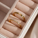 Sage Minimalistisk Ring i Gull