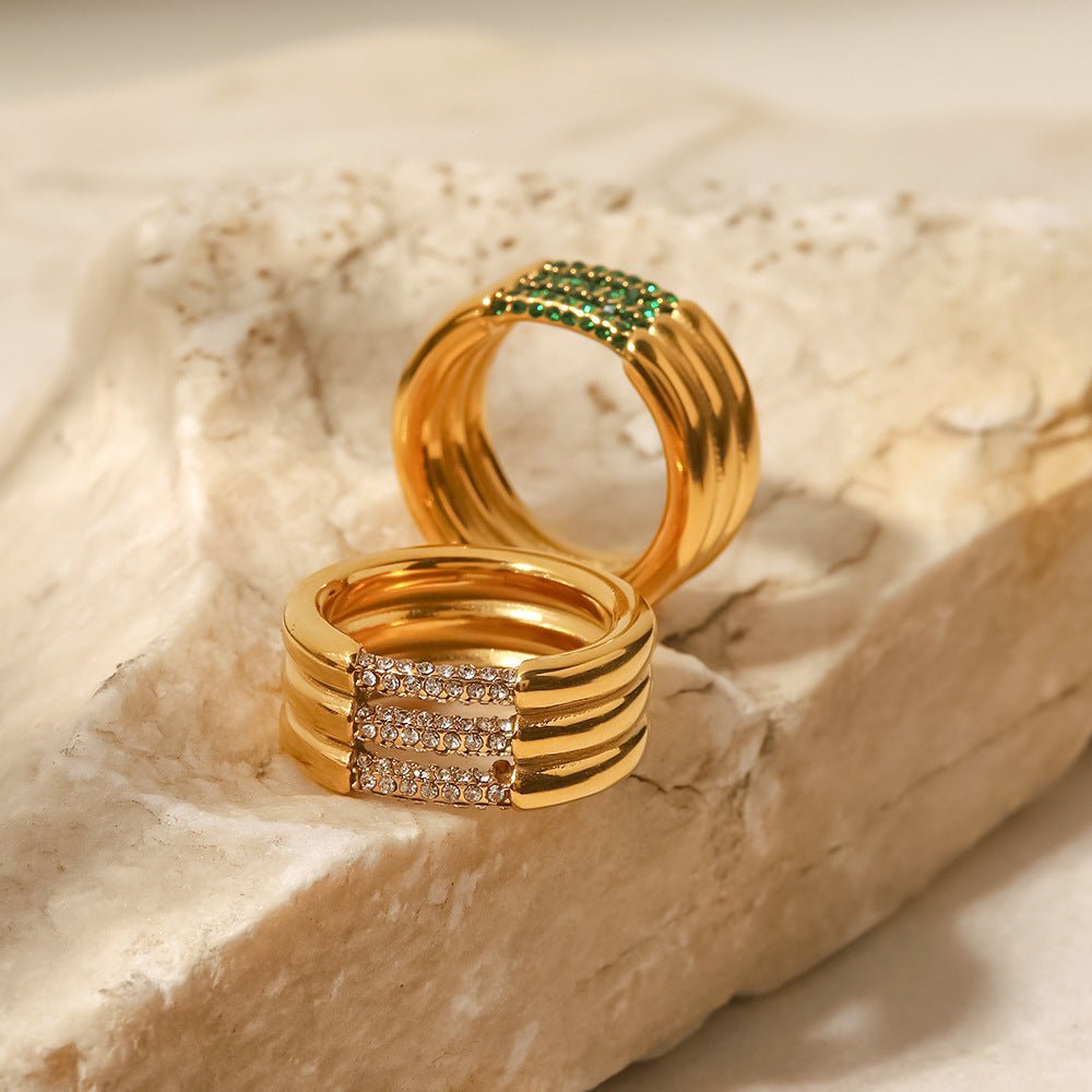 Serenity Glitrende Ring i Gull