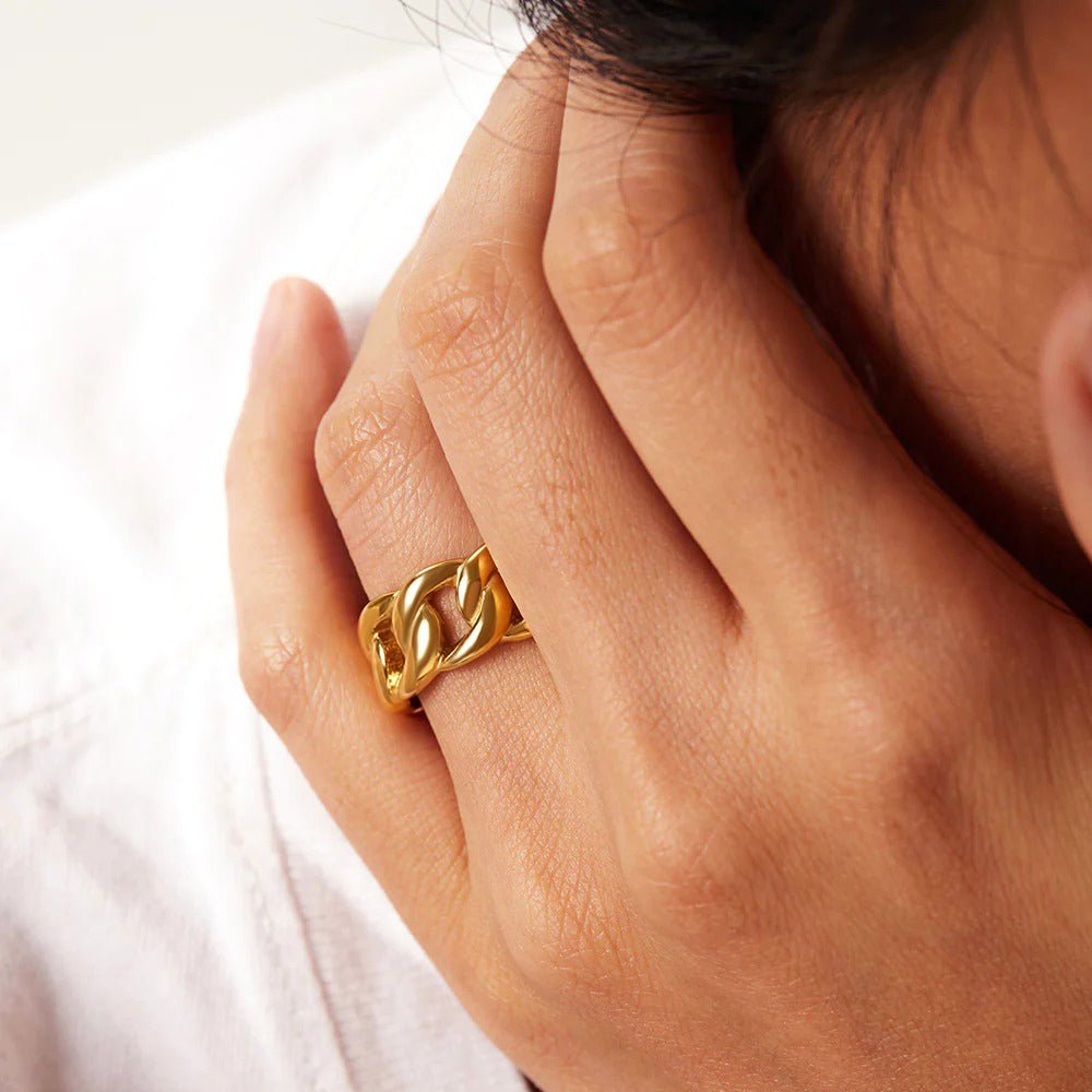 Splendor Polert Ring i Gull