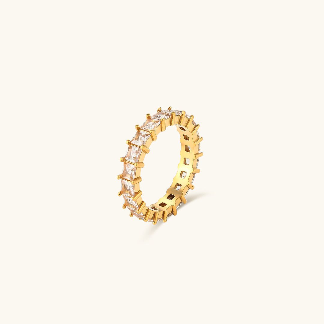 Unna Minimalistisk Ring i Gull